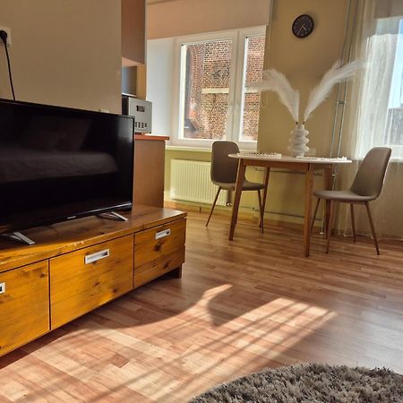 Klara Apartment Tartu Buitenkant foto