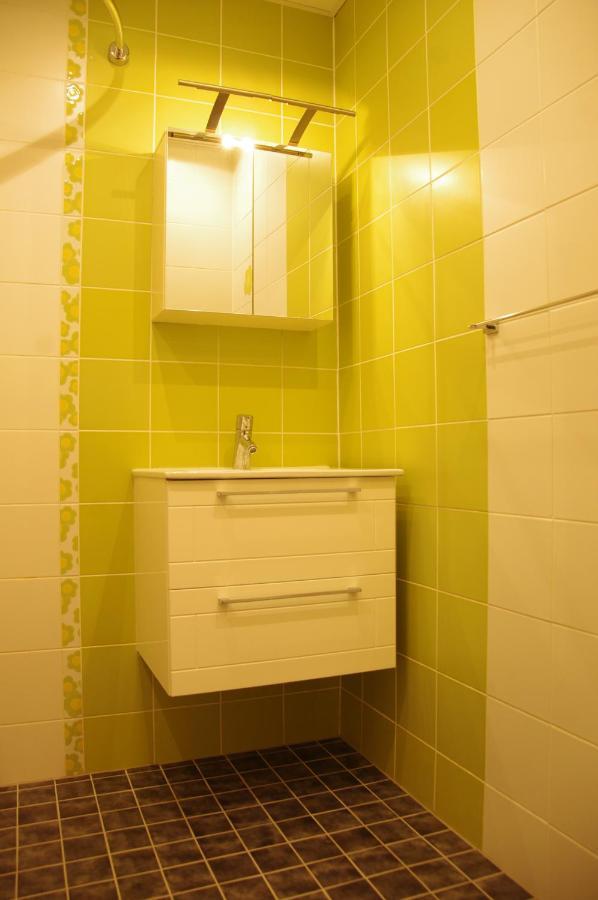 Klara Apartment Tartu Buitenkant foto