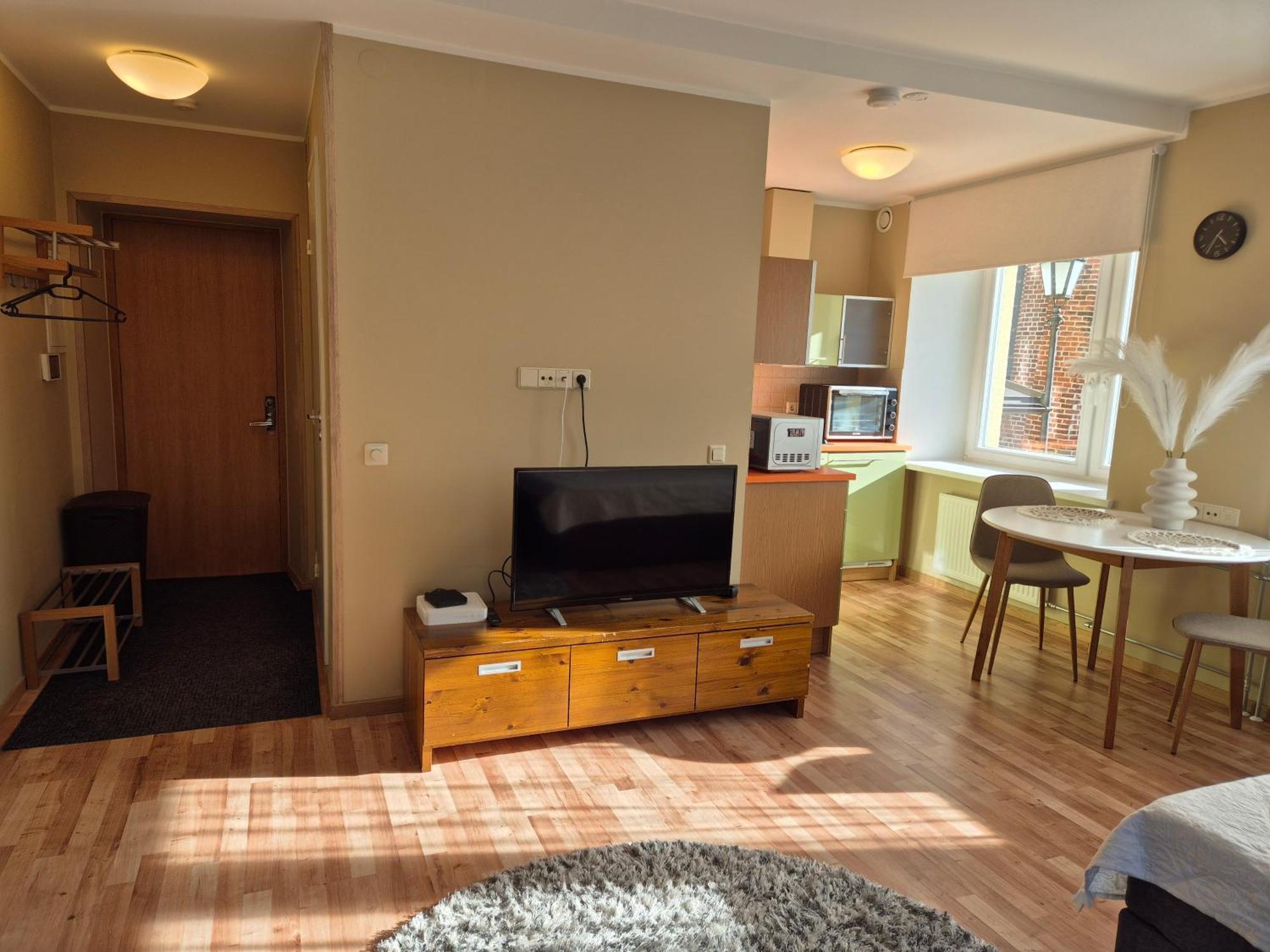 Klara Apartment Tartu Buitenkant foto